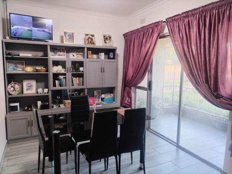 2 Bedroom Property for Sale in Vanderbijlpark Cw 6 Gauteng