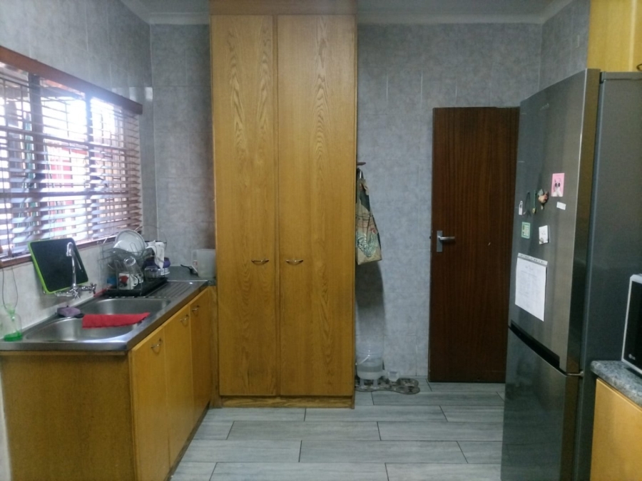 2 Bedroom Property for Sale in Vanderbijlpark Cw 6 Gauteng