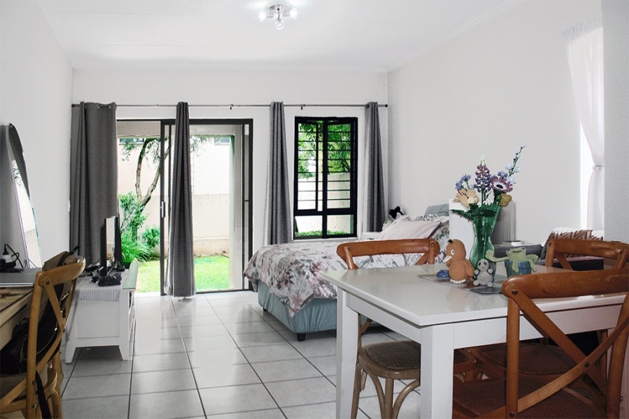  Bedroom Property for Sale in Paulshof Gauteng