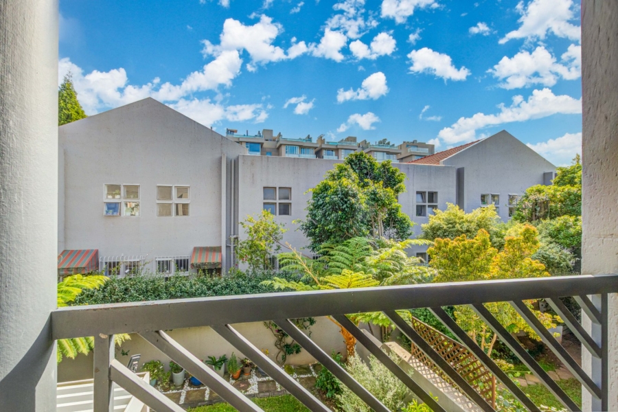 2 Bedroom Property for Sale in Illovo Gauteng