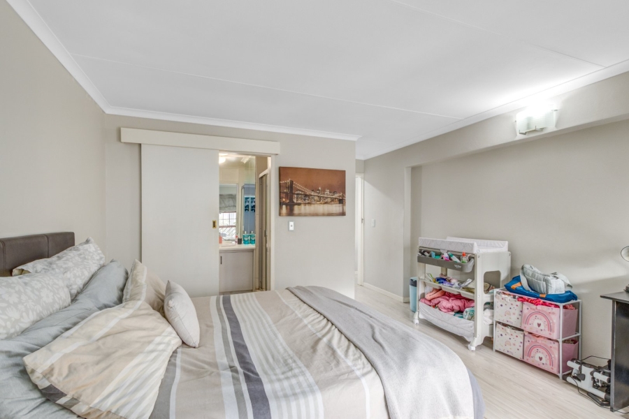 2 Bedroom Property for Sale in Illovo Gauteng