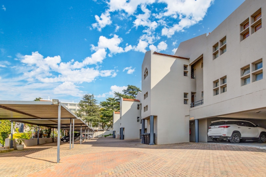 2 Bedroom Property for Sale in Illovo Gauteng
