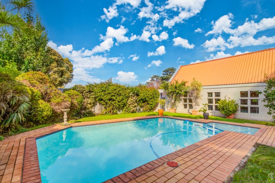 2 Bedroom Property for Sale in Illovo Gauteng
