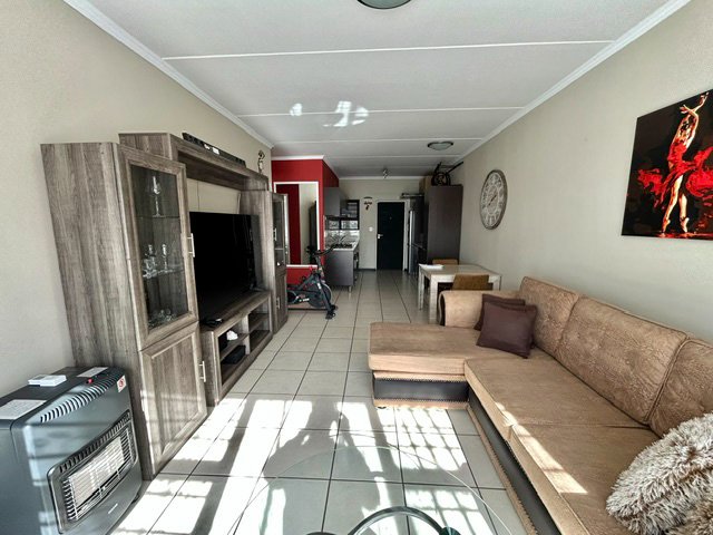To Let 2 Bedroom Property for Rent in Greenstone Ridge Gauteng