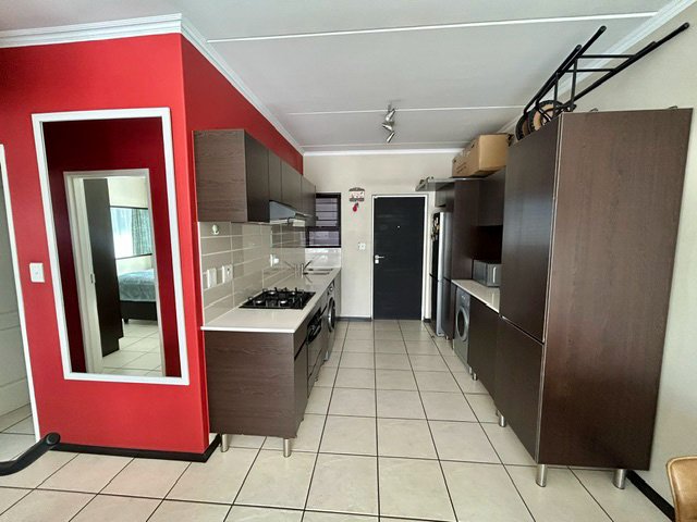 To Let 2 Bedroom Property for Rent in Greenstone Ridge Gauteng