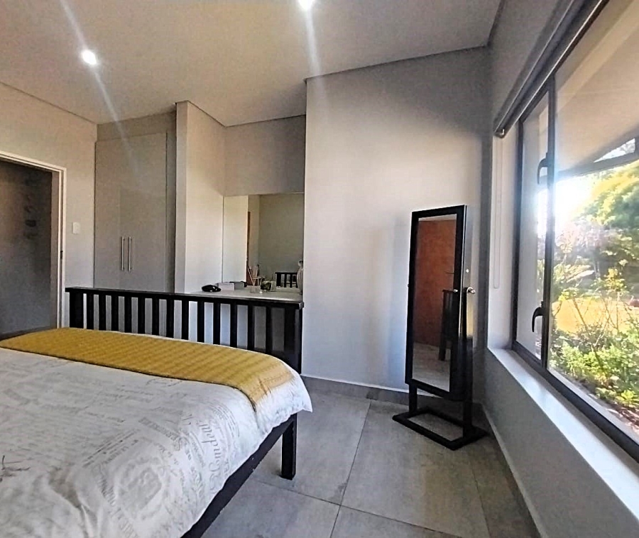 6 Bedroom Property for Sale in Three Rivers Gauteng