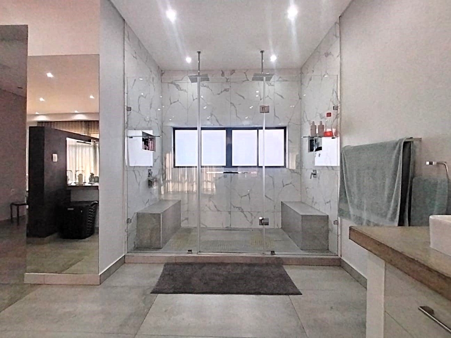 6 Bedroom Property for Sale in Three Rivers Gauteng