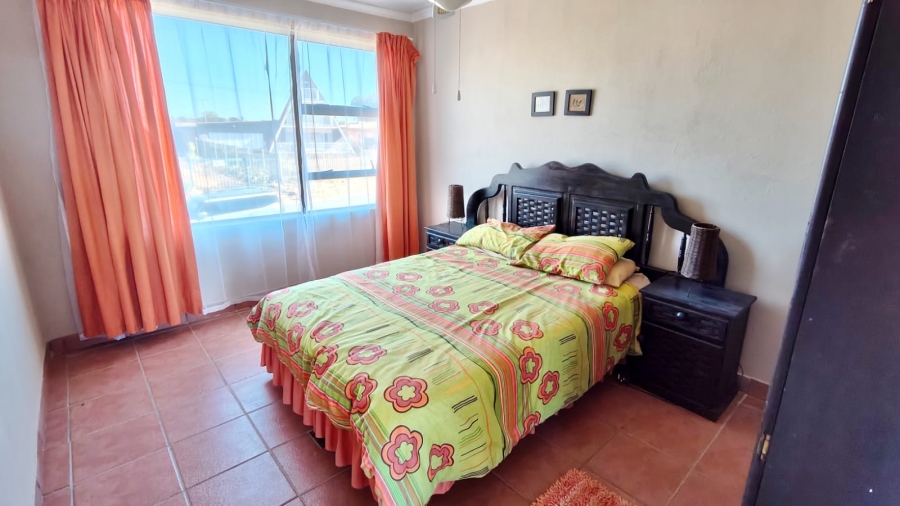5 Bedroom Property for Sale in Vaal Marina Gauteng