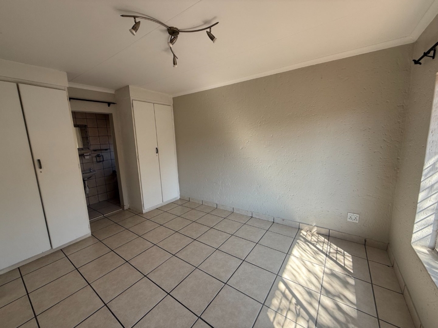 3 Bedroom Property for Sale in Clubview Gauteng