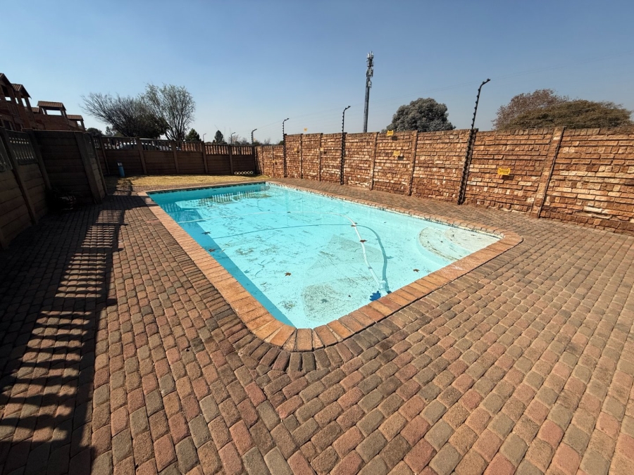 3 Bedroom Property for Sale in Clubview Gauteng