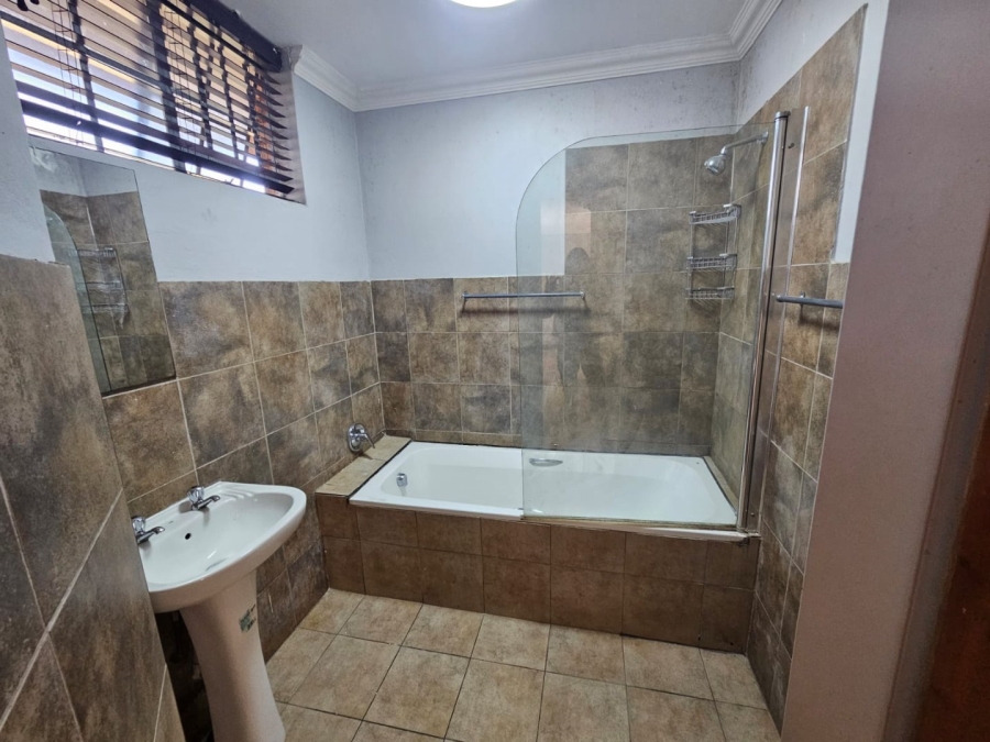 2 Bedroom Property for Sale in Hatfield Gauteng