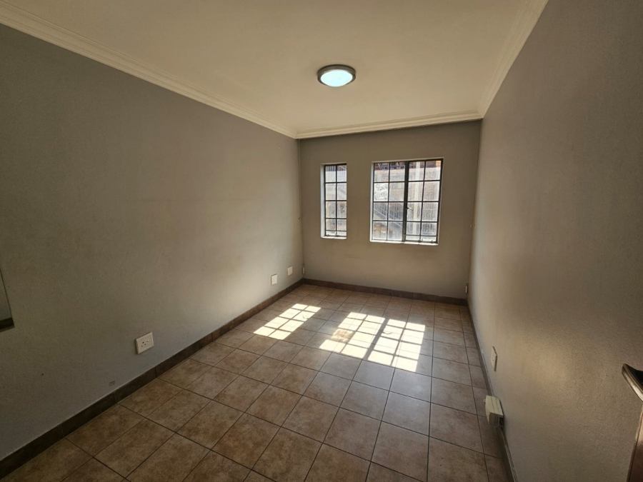 2 Bedroom Property for Sale in Hatfield Gauteng