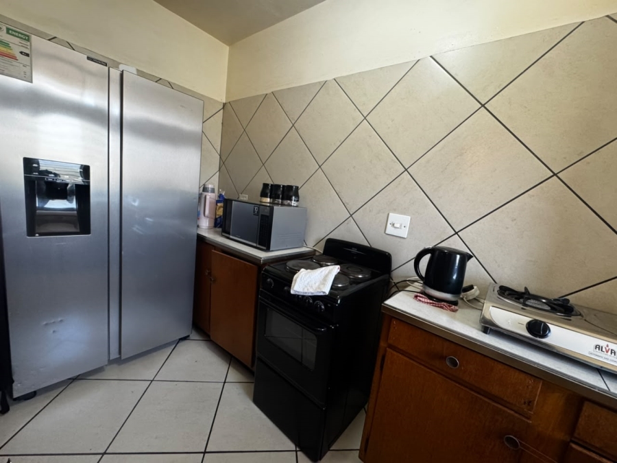 1 Bedroom Property for Sale in Muckleneuk Gauteng
