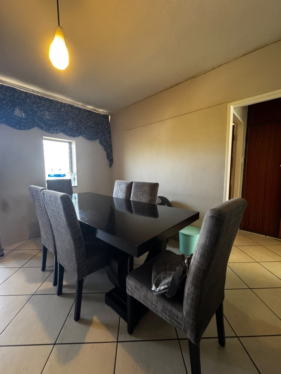 1 Bedroom Property for Sale in Muckleneuk Gauteng