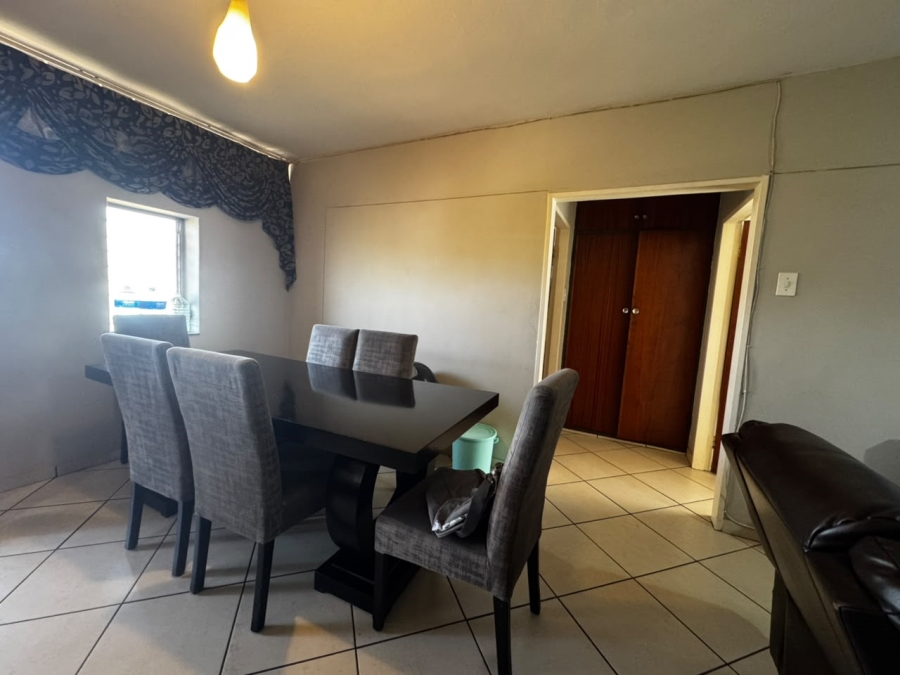 1 Bedroom Property for Sale in Muckleneuk Gauteng