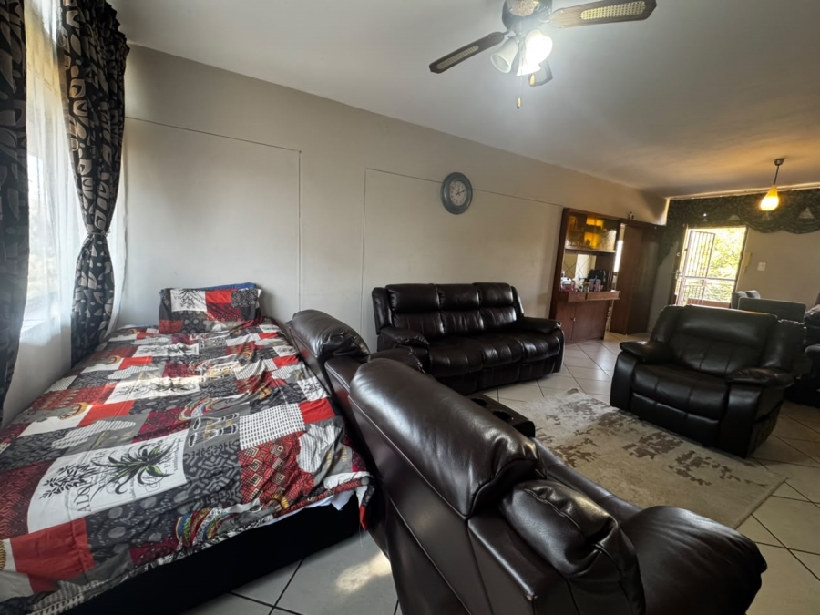 1 Bedroom Property for Sale in Muckleneuk Gauteng