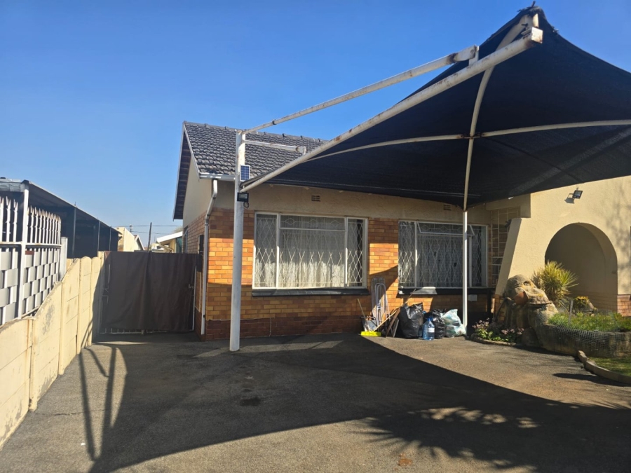 3 Bedroom Property for Sale in Rustivia Gauteng