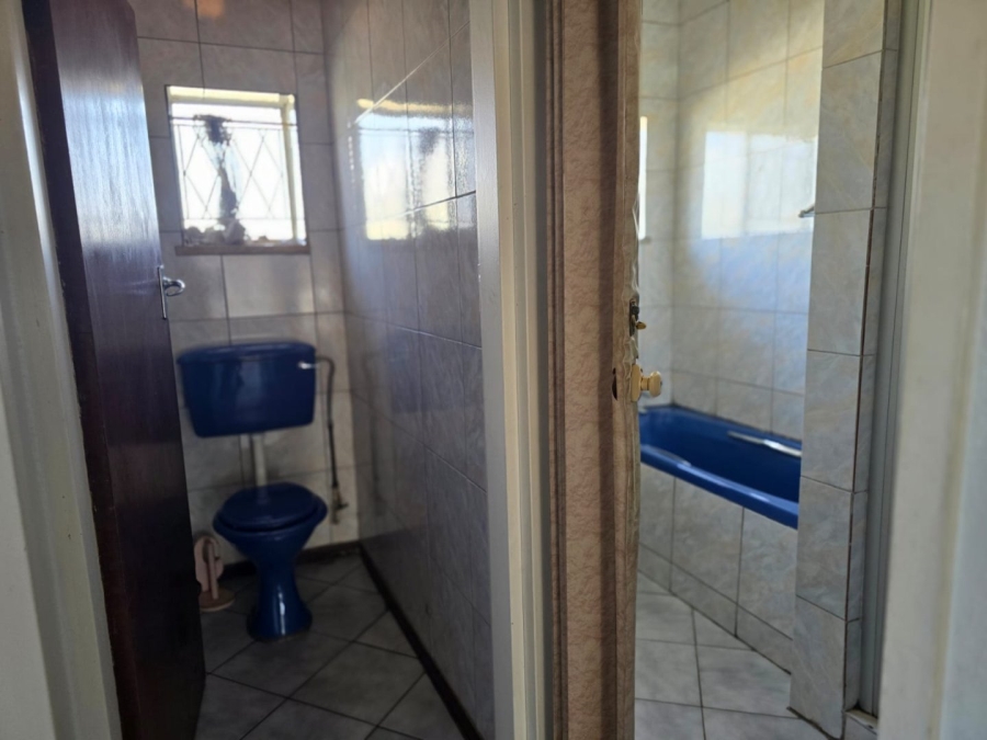3 Bedroom Property for Sale in Rustivia Gauteng