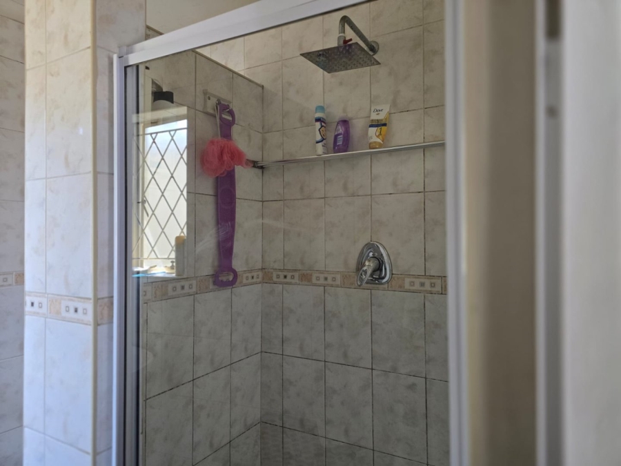 3 Bedroom Property for Sale in Rustivia Gauteng