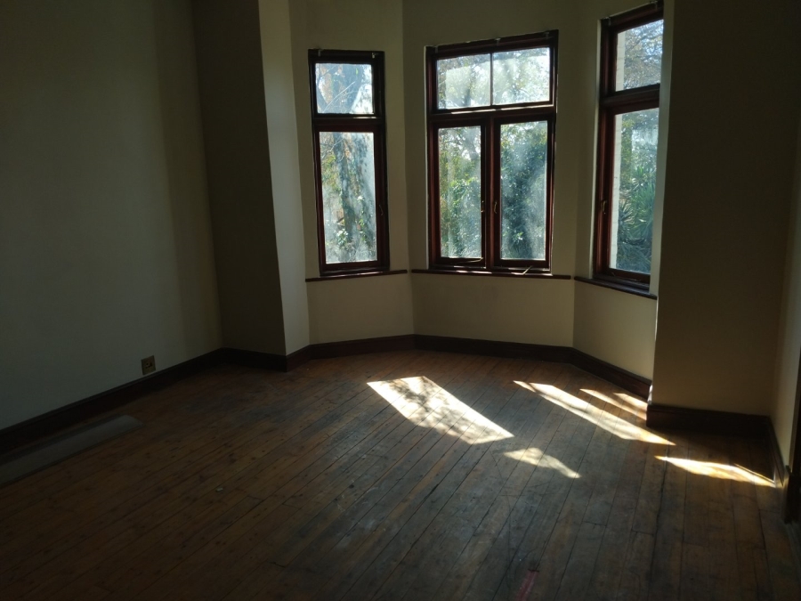 5 Bedroom Property for Sale in Kensington Gauteng