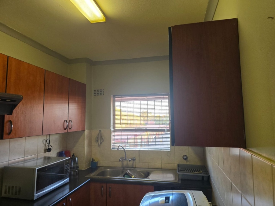 2 Bedroom Property for Sale in Dayanglen Gauteng