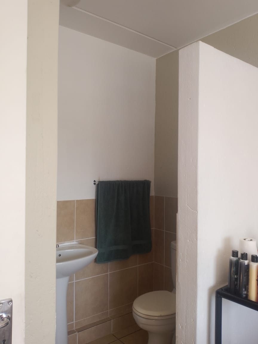 2 Bedroom Property for Sale in Comet Gauteng