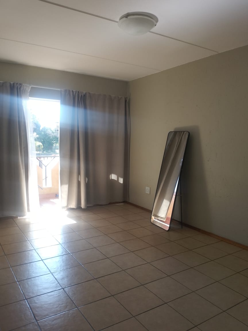 2 Bedroom Property for Sale in Comet Gauteng