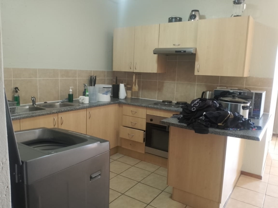 2 Bedroom Property for Sale in Comet Gauteng