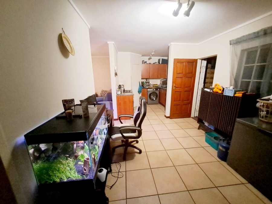 2 Bedroom Property for Sale in The Reeds Gauteng