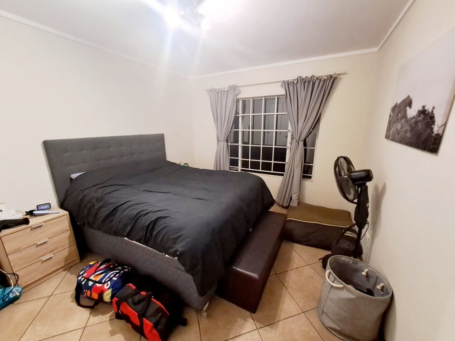 2 Bedroom Property for Sale in The Reeds Gauteng