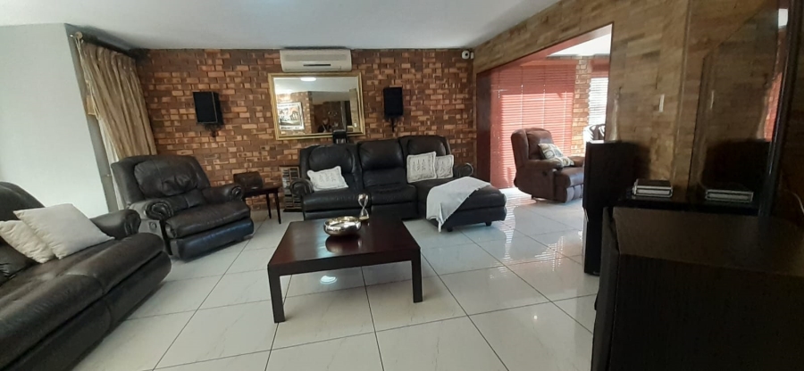 4 Bedroom Property for Sale in Meyersdal Gauteng