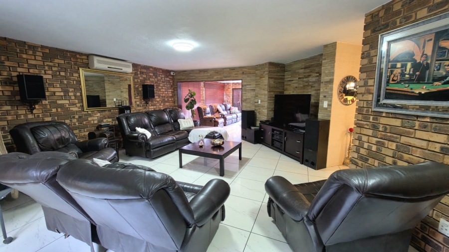 4 Bedroom Property for Sale in Meyersdal Gauteng