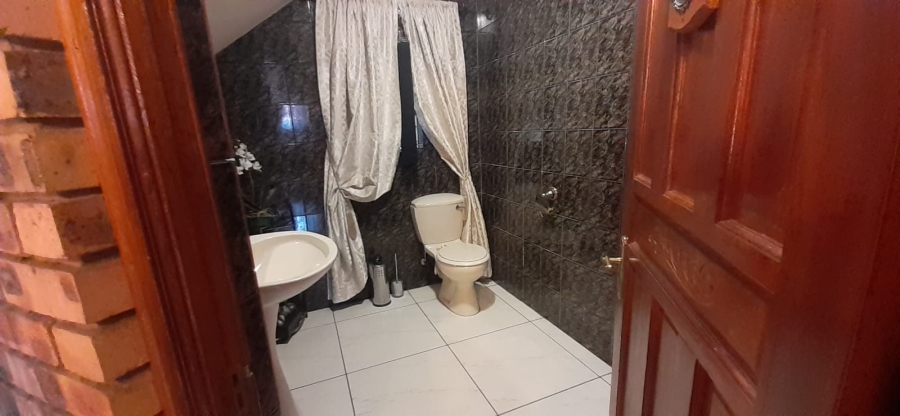 4 Bedroom Property for Sale in Meyersdal Gauteng