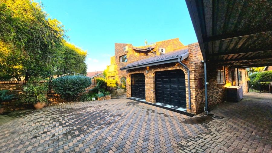 4 Bedroom Property for Sale in Meyersdal Gauteng