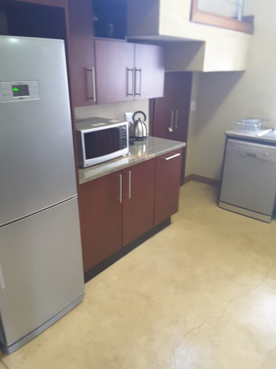 To Let 3 Bedroom Property for Rent in Mondeor Gauteng