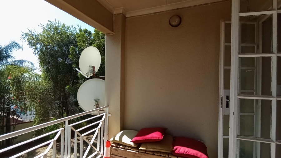 2 Bedroom Property for Sale in Faerie Glen Gauteng