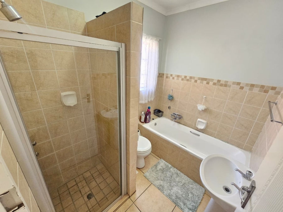 3 Bedroom Property for Sale in Amandasig Gauteng