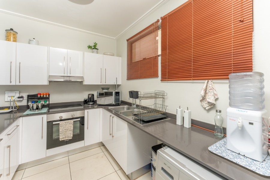 2 Bedroom Property for Sale in Bedfordview Gauteng