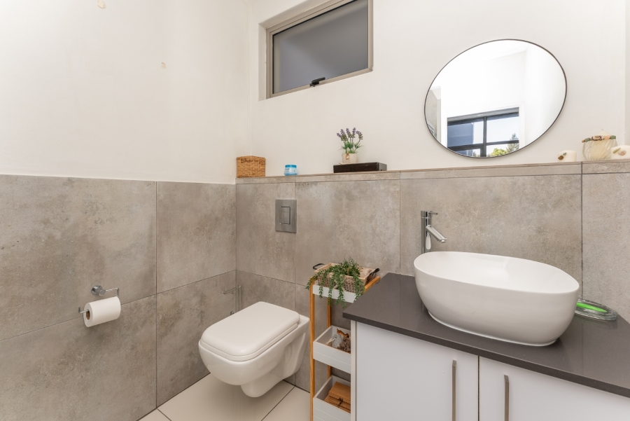 2 Bedroom Property for Sale in Bedfordview Gauteng
