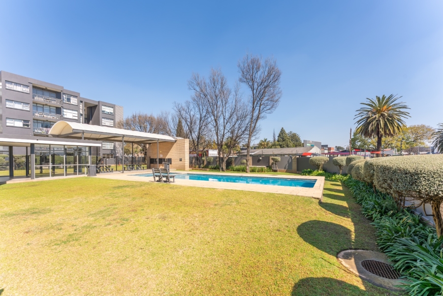 2 Bedroom Property for Sale in Bedfordview Gauteng