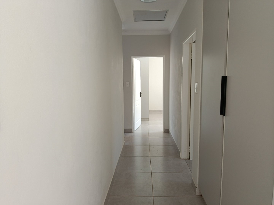 To Let 4 Bedroom Property for Rent in Heuweloord Gauteng