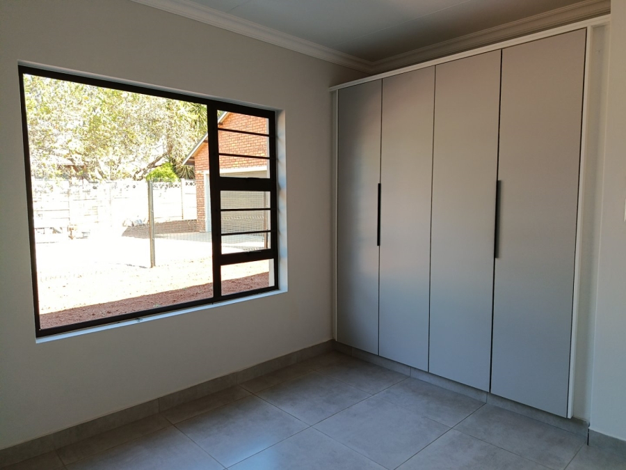 To Let 4 Bedroom Property for Rent in Heuweloord Gauteng