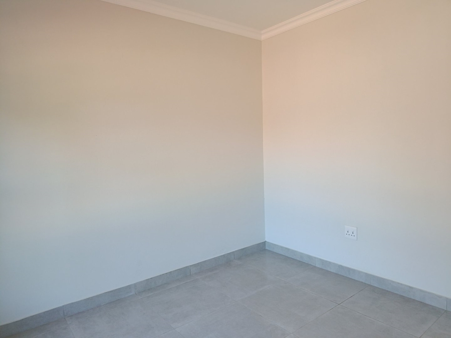 To Let 4 Bedroom Property for Rent in Heuweloord Gauteng