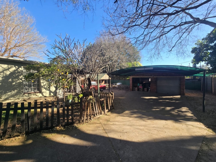 3 Bedroom Property for Sale in Capital Park Gauteng