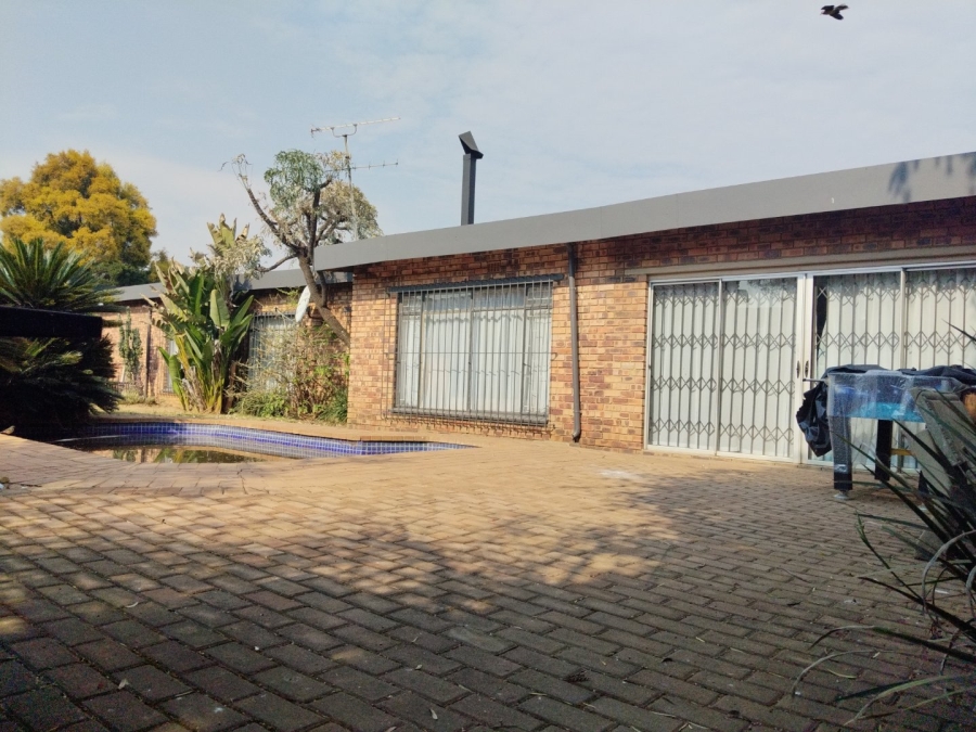 3 Bedroom Property for Sale in Sunward Park Gauteng