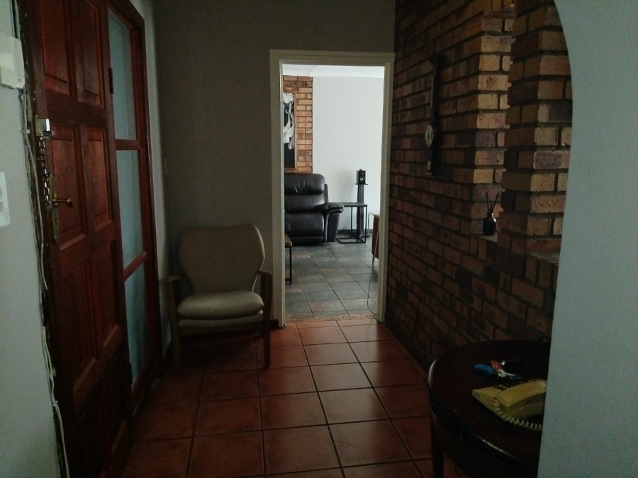 3 Bedroom Property for Sale in Sunward Park Gauteng