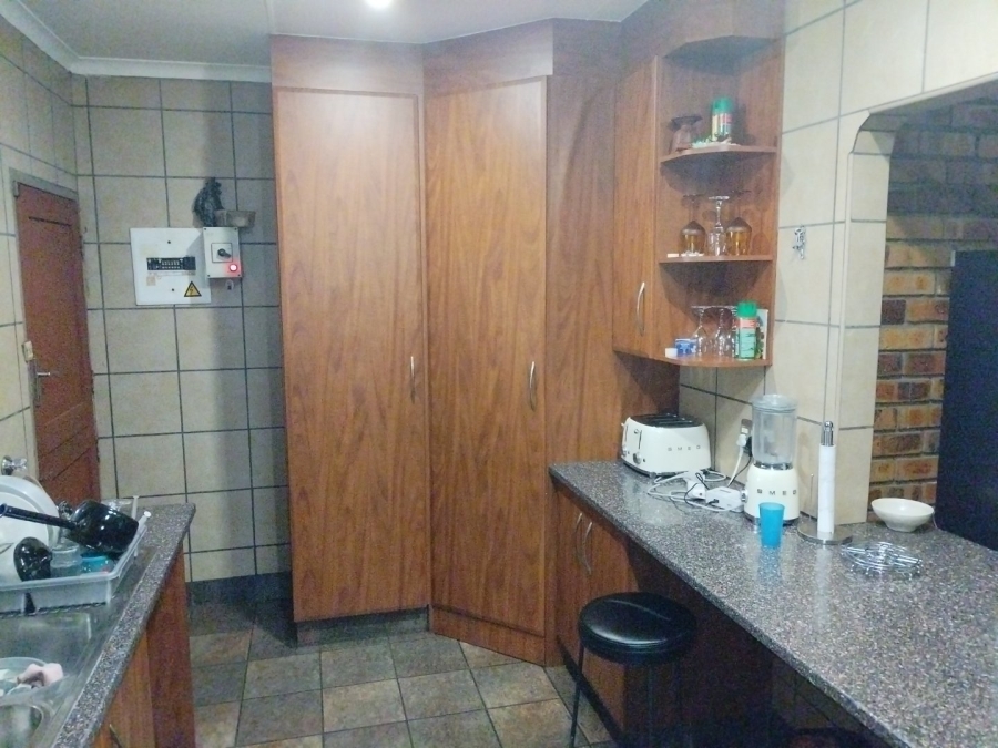 3 Bedroom Property for Sale in Sunward Park Gauteng