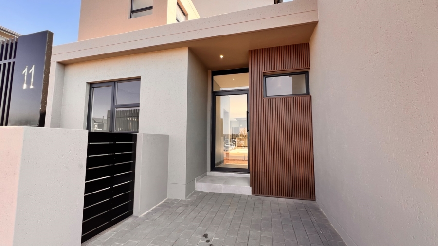 4 Bedroom Property for Sale in Fountainbrook Estate Gauteng
