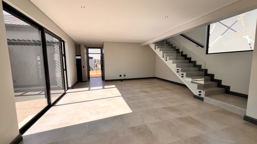 4 Bedroom Property for Sale in Fountainbrook Estate Gauteng
