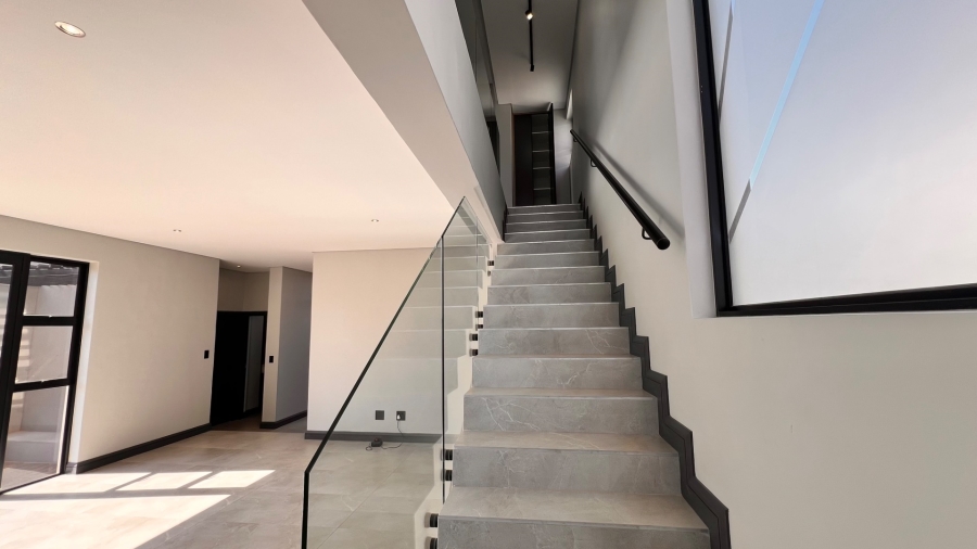4 Bedroom Property for Sale in Fountainbrook Estate Gauteng